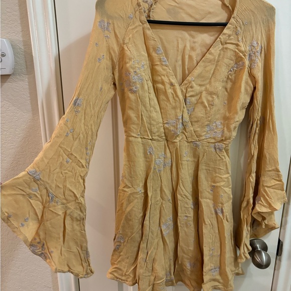 Floral Embroidered Yellow Dress - Picture 2 of 4